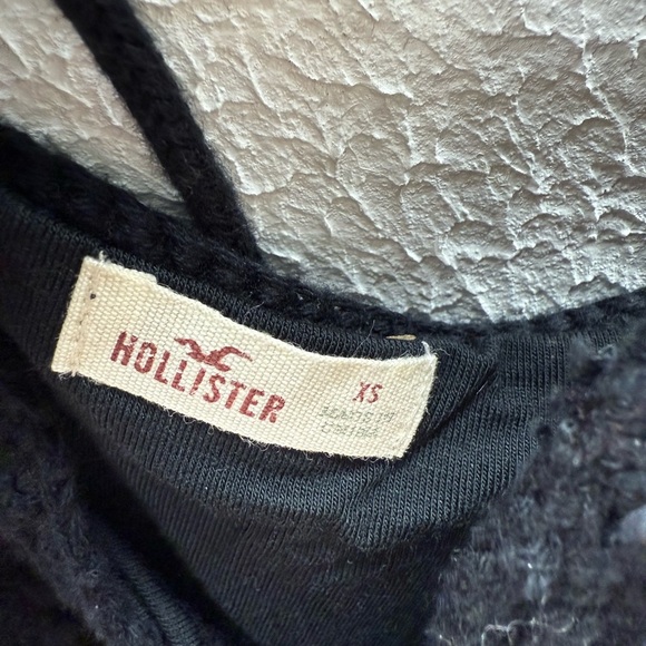 Hollister Black Crochet Tank Top with Floral Design NWT - Picture 6 of 8